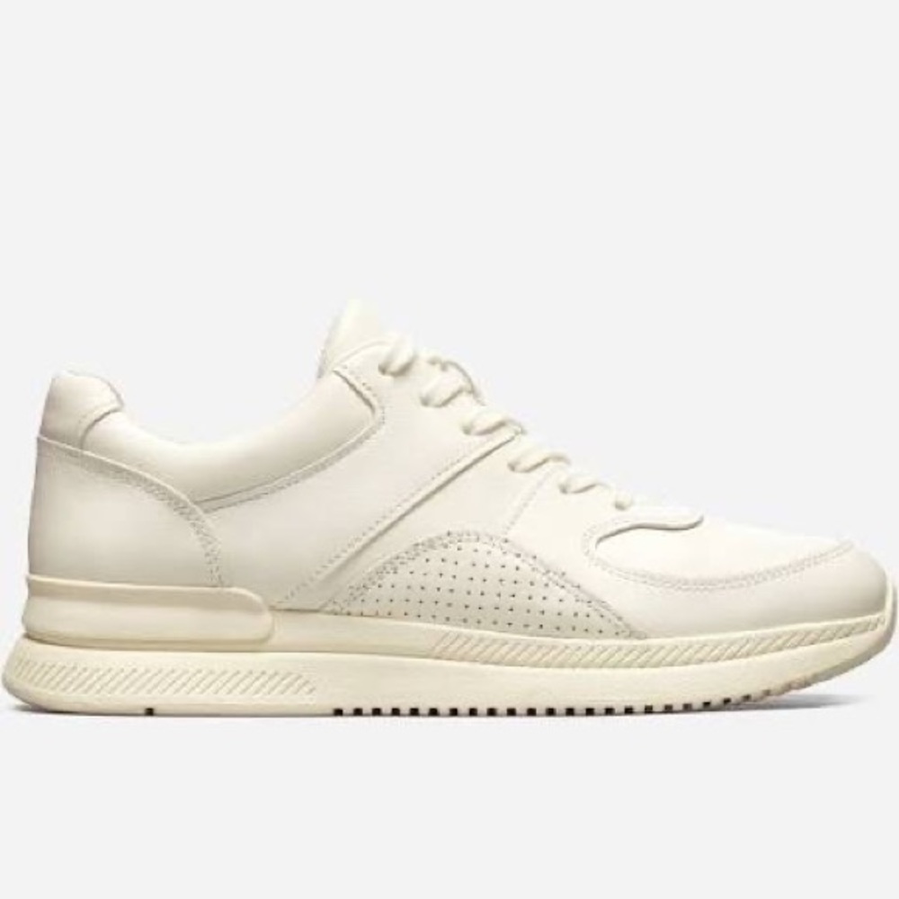 Everlane The Trainer